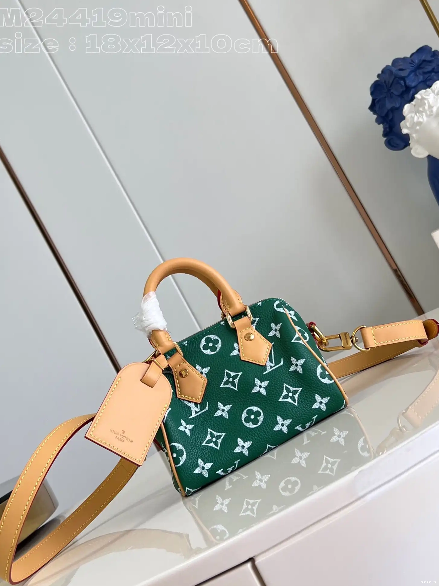VUITTON 18 SPEEDY LOUIS 0516